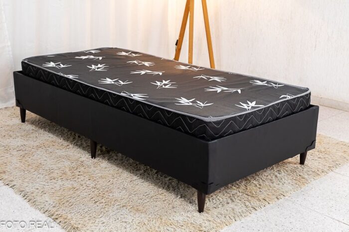 Box Solteiro Zeus Korino Preto SE + Colchão Solteiro Paris D20 88x188x12 Orthoside