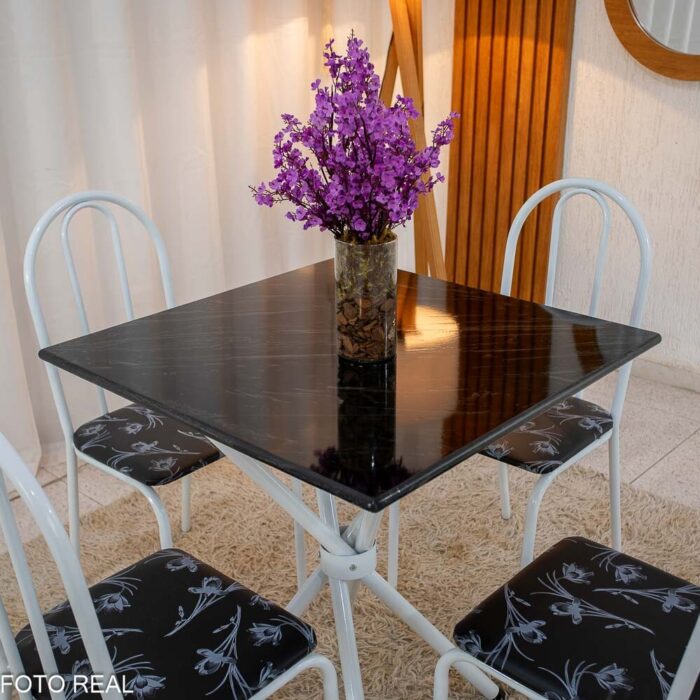 Mesa de Cozinha Base Ipanema Branco Tampo Pedra Preto 75x75 4 Cadeiras Ubatuba Assento Preto - Teixeira - Imagem 3