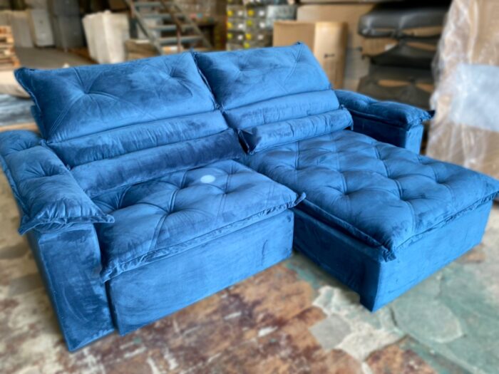 Sofá 4 Lugares Ághata Super Fofo 240cm Retrátil e Reclinável Império Estofados – Veludo Azul - Imagem 2