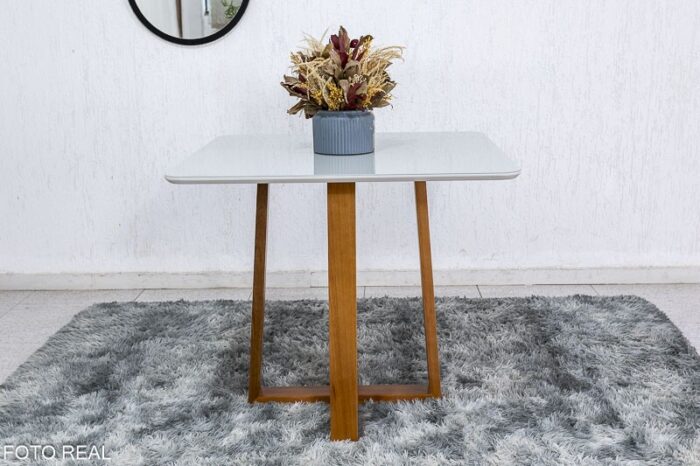 Mesa de Jantar Pedro Mel Vidro Off 90×90 4 Cadeiras Lisboa Veludo Bege 512 Madeira Maciça Art Assento - Entregue Montada - Imagem 7