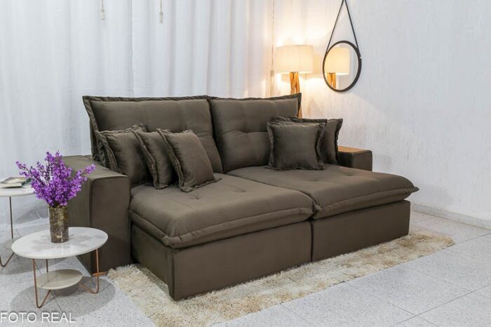 Sofá Retrátil Reclinável Ferrara 2.50m Veludo Marrom - D33 e Molas Ensacadas